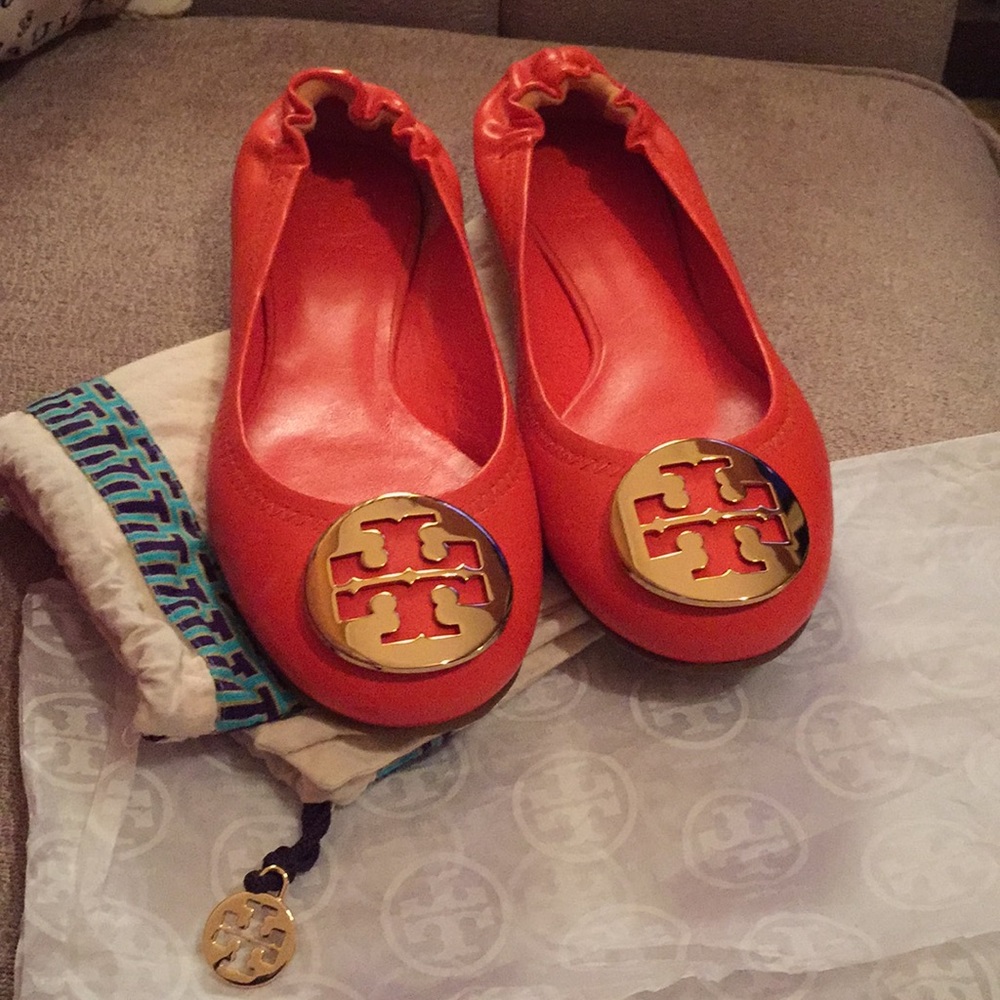 Classic Tory Burch Reva flats !